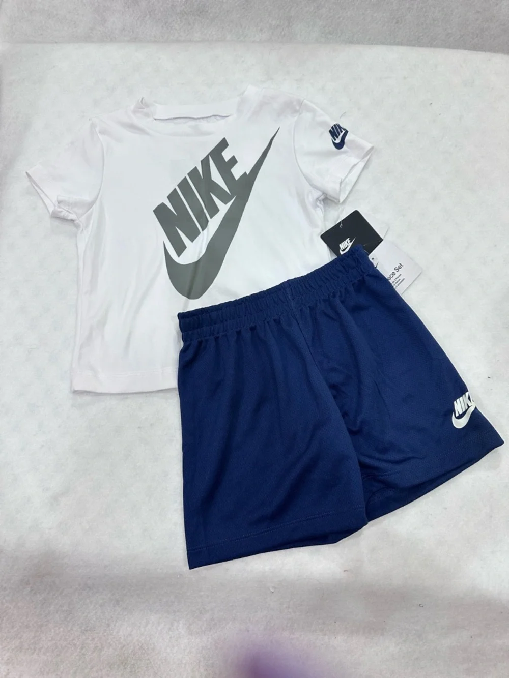 Boy’s Nike White and Dark Blue Short Set - Picture 1 of 9